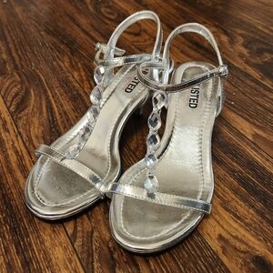 Kenneth Cole Silver Jewel Heels Sandals size 7